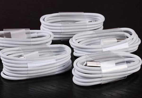 Cảnh báo sạc và cáp lightning không zin có thể phá hỏng IC iPhone
