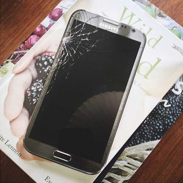 man hinh bi vo cua samsung note 5
