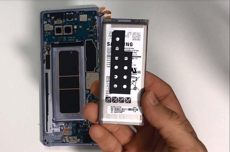 Dịch vụ thay pin Samsung Galaxy Note 9 chính hãng giá rẻ ở TPHCM
